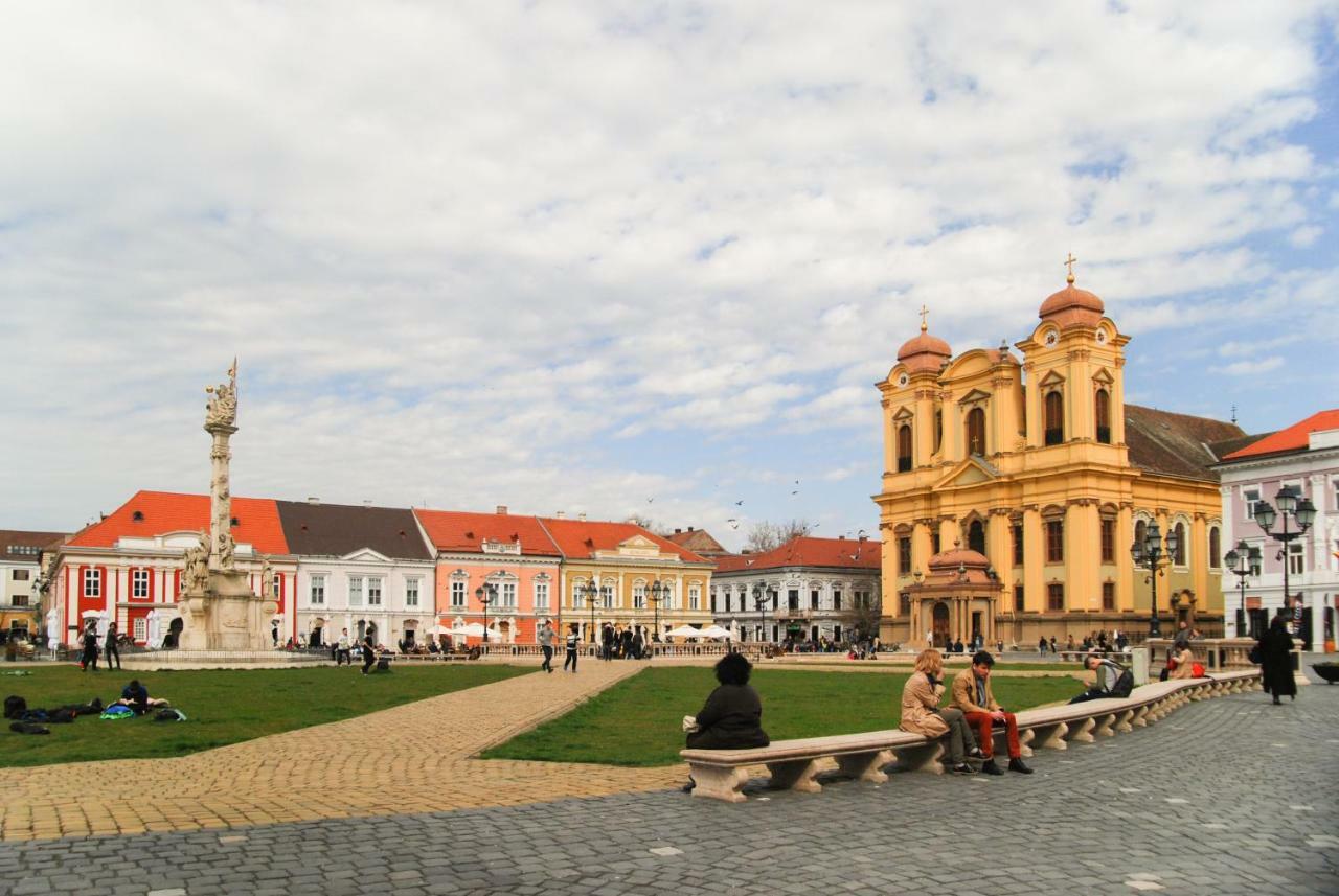 City Light Apartment Timisoara Luaran gambar